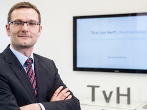 Dr. Carsten Thiel von Herff, LL.M.