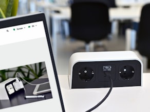Toma de corriente de superficie NETBOX Juke con cargador USB A + C Toma de corriente de superficie NETBOX Juke con cargador USB A + C