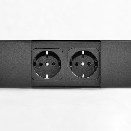 NETBOX MEB IP54 black in the wall NETBOX MEB IP54 black in the wall