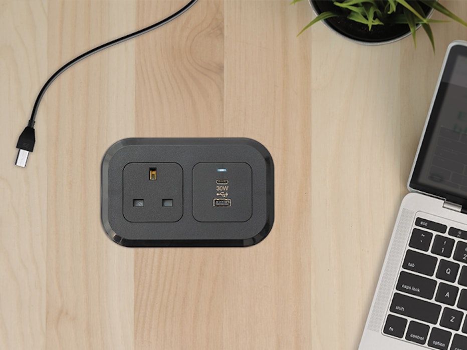 NETBOX Flush, Built-in sockets - A. & H. Meyer