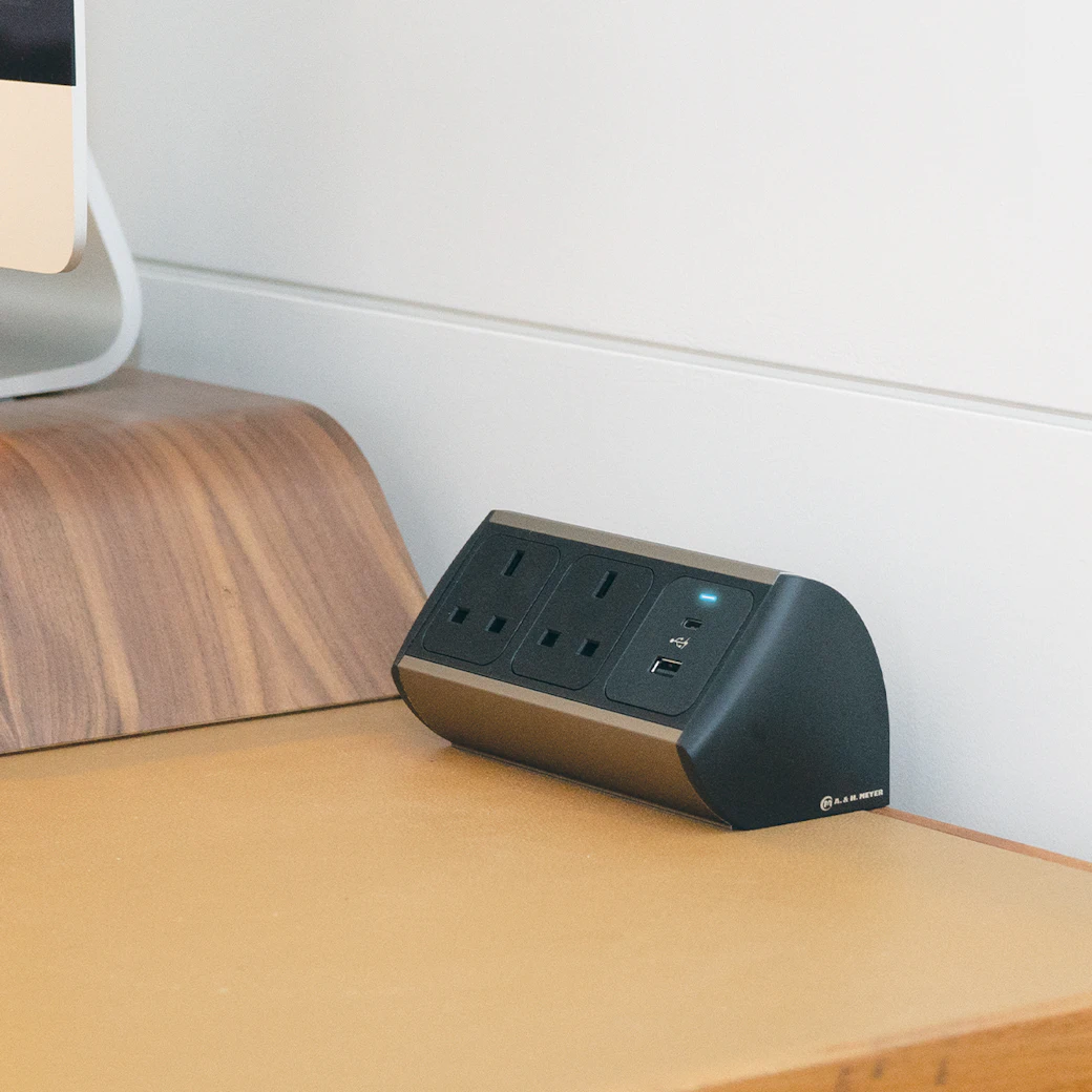 NETBOX Leaf, Desktop sockets - A. & H. Meyer