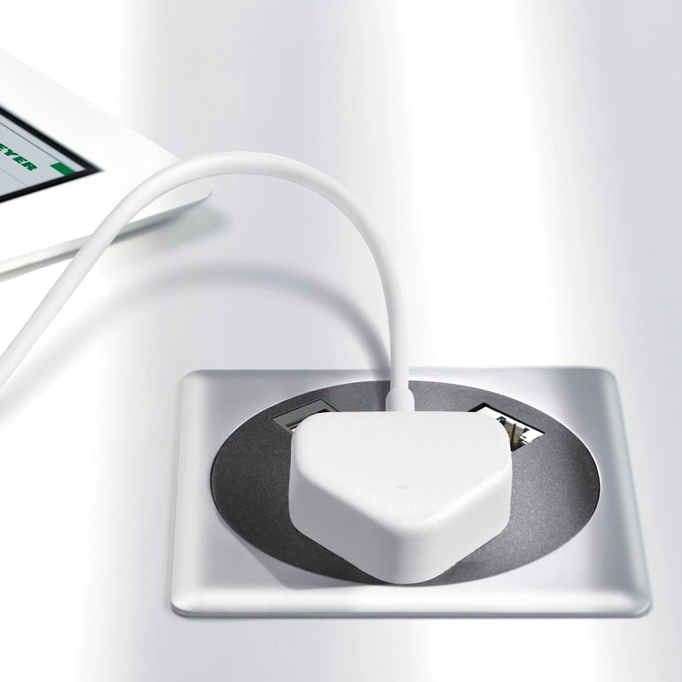 NETBOX Point, Built-in sockets - A. & H. Meyer