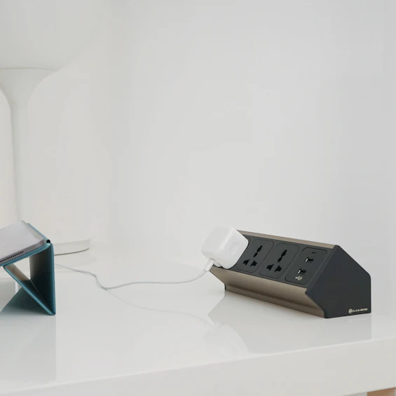 NETBOX Smart, Desktop sockets - A. & H. Meyer