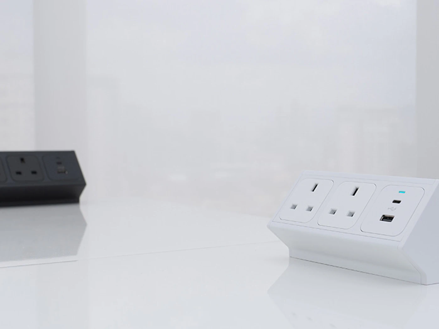 NETBOX Smart, Desktop sockets - A. & H. Meyer